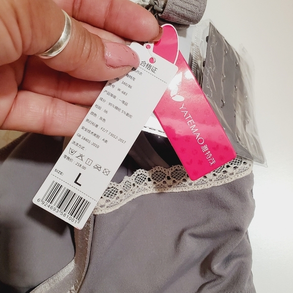 YATEMAO gray padded Bra new with tags size L - Picture 11 of 12